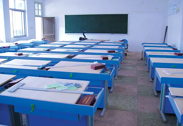 工程制圖實訓(xùn)室設(shè)