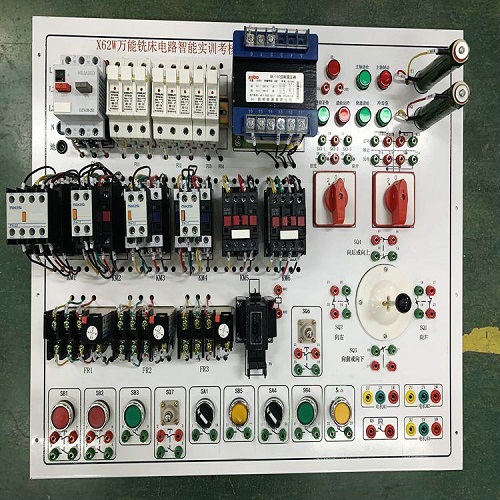 智能型四合一機(jī)床